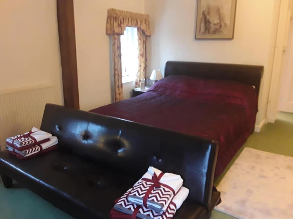 The Retreat Apartment Hereford Bagian luar foto