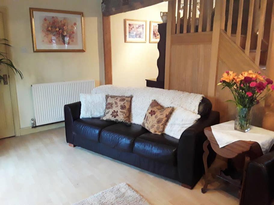 The Retreat Apartment Hereford Bagian luar foto