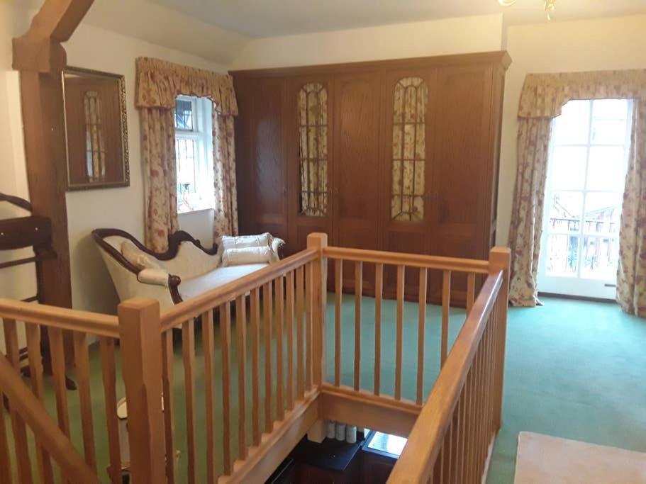 The Retreat Apartment Hereford Bagian luar foto